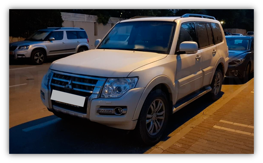 Mitsubishi Pajero 160718