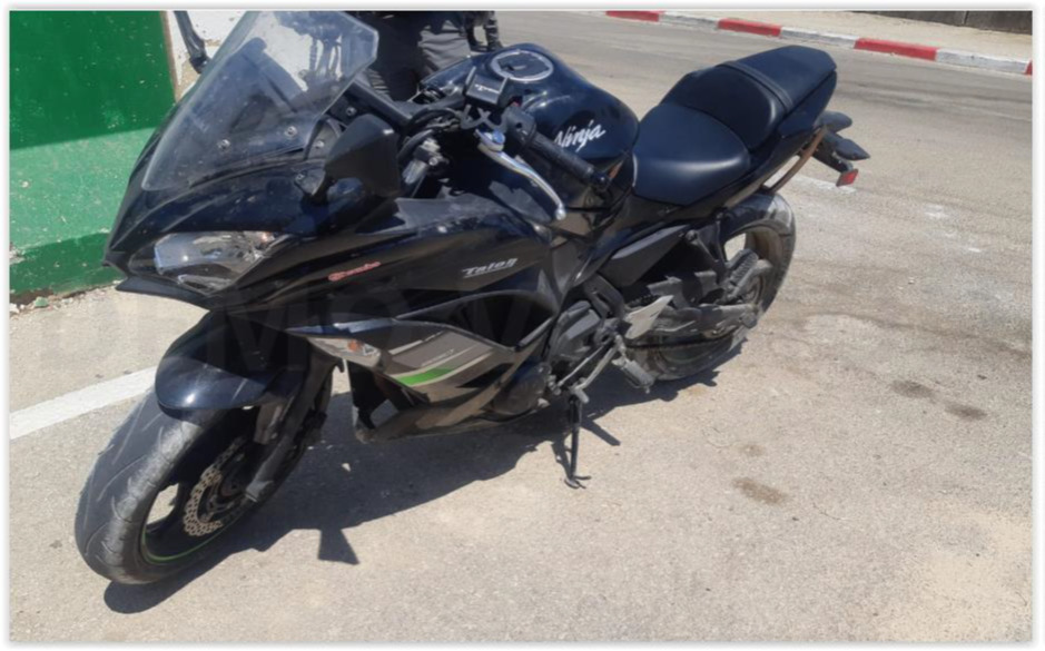 Kawasaki Ninja 1108201