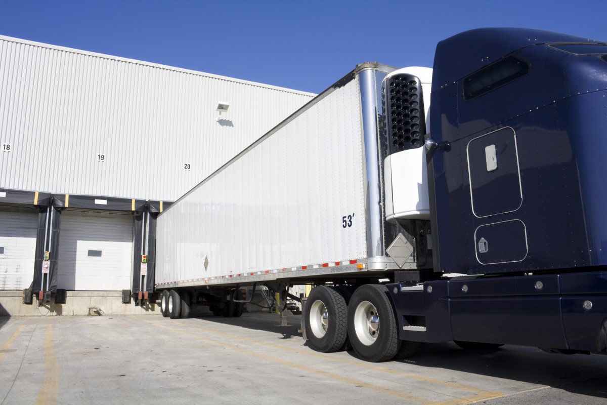 refrigerated-cold-chain-truck refrigerated-cold-chain-truck
